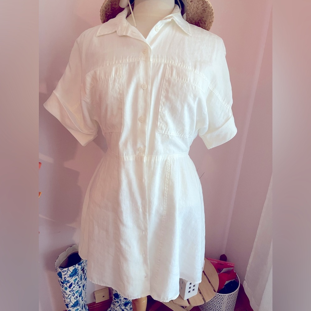 Zara size M white summer dress  ✨mid length  sleeve